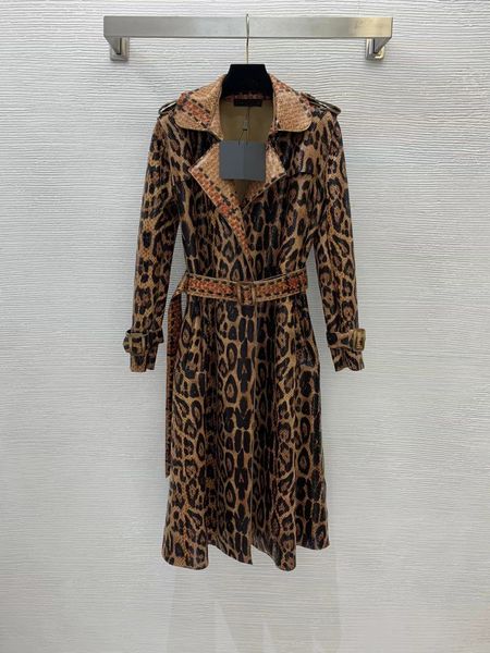 2021 autumn winter women's trench coats runway jackets lapel neck long sleeve brand same style designer outerwear 1019-7, Tan;black
2021 autumn winter women's trench coats runway jackets lapel neck long sleeve brand same style designer outerwear 1019-7, Tan;black
