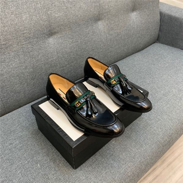 2021 men formal business brogue shoess luxury men'sdress shoes male casual genuine leather wedding party loafers, Black
2021 men formal business brogue shoess luxury men'sdress shoes male casual genuine leather wedding party loafers, Black