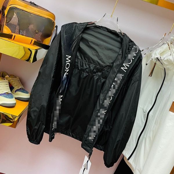 men's designer jackets black letter logo printing coat fashion outdoor hooded windbreaker warm coats, Black;brown
men's designer jackets black letter logo printing coat fashion outdoor hooded windbreaker warm coats, Black;brown