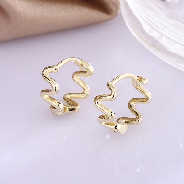 hoop & huggie bending wavy earrings for women gold color copper metal ear buckle accessories fashion jewelry 2021 gifts kce040, Golden;silver
hoop & huggie bending wavy earrings for women gold color copper metal ear buckle accessories fashion jewelry 2021 gifts kce040, Golden;silver
