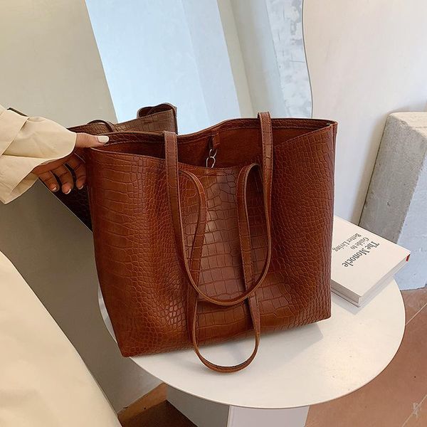 evening bags 2 sets women's stone pattern handbag soft pu leather tote bag for women 2021 luxury designer handle shoulder female
evening bags 2 sets women's stone pattern handbag soft pu leather tote bag for women 2021 luxury designer handle shoulder female