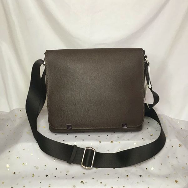 men district small messenger bag designer handbag fashion hasp shoulder totes outdoor man leather crossbody bags
men district small messenger bag designer handbag fashion hasp shoulder totes outdoor man leather crossbody bags
