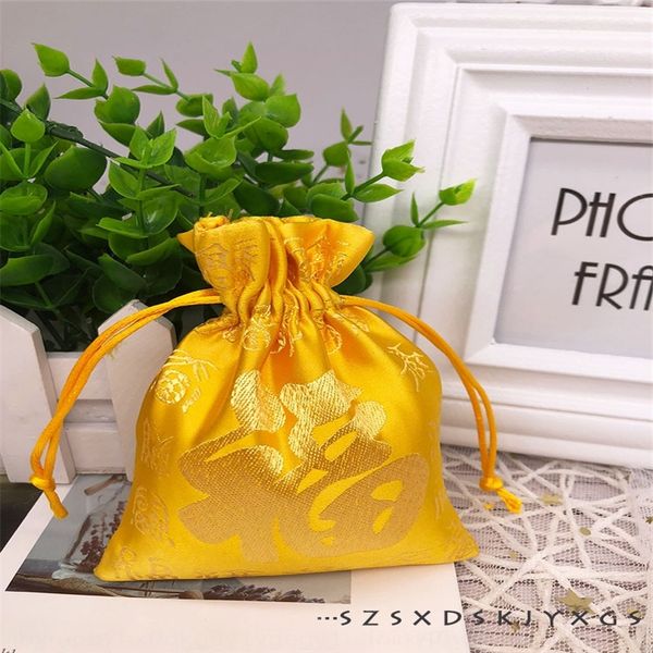 v6G mini small blessing jewelry packaging boxes bag mouth pull rope birthday party hundred blessing bag talisman antique buddha beads made, Black;white
v6G mini small blessing jewelry packaging boxes bag mouth pull rope birthday party hundred blessing bag talisman antique buddha beads made, Black;white
