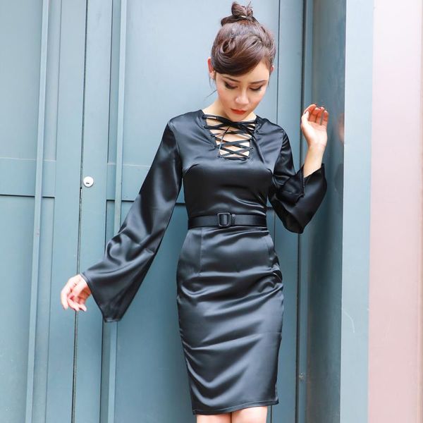 casual dresses vintage elegant v-neck low-cut gothic trumpet sleeve cross-strap dress women retro party vestidos audrey hepburn, Black;gray
casual dresses vintage elegant v-neck low-cut gothic trumpet sleeve cross-strap dress women retro party vestidos audrey hepburn, Black;gray