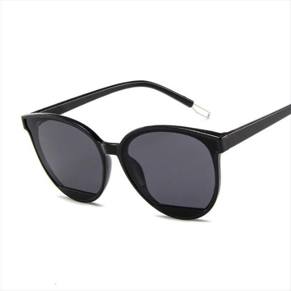 Vintage Black Cat Eye Sunglasses Women Fashion Brand Designer Ladies Big Frame Ocean Color Mirror Oculos De Sol, White;black
Vintage Black Cat Eye Sunglasses Women Fashion Brand Designer Ladies Big Frame Ocean Color Mirror Oculos De Sol, White;black