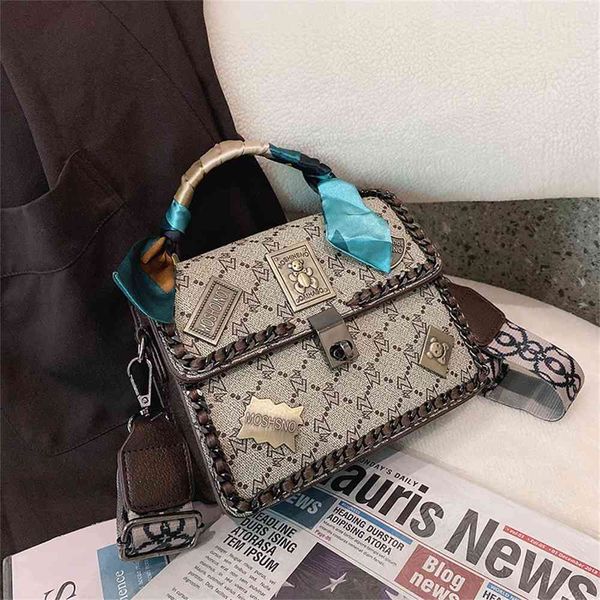 80% off outlet store spring new trend small square bag women's broadband single shoulder silk scarf portable multipurpose messenger fac, Black;red
80% off outlet store spring new trend small square bag women's broadband single shoulder silk scarf portable multipurpose messenger fac, Black;red