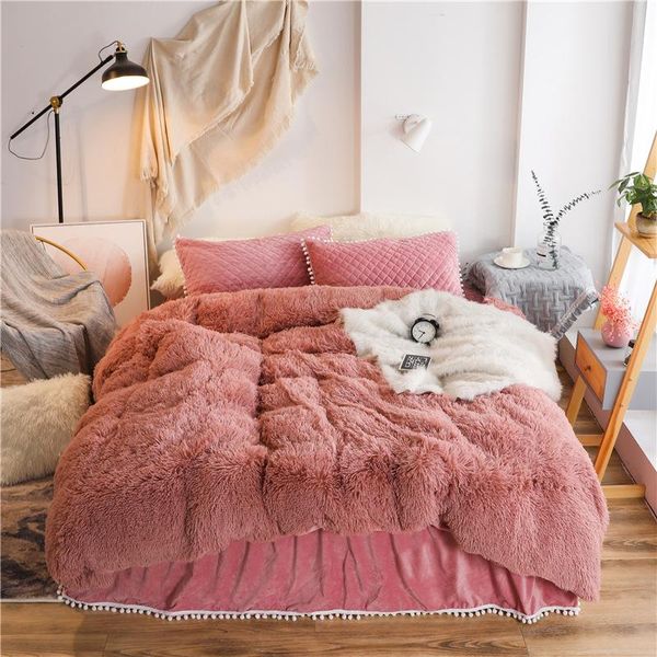 bedding sets winter thick set long hair mink fleece bed skirt pillowcase duvet cover flannel velvet bedpread
bedding sets winter thick set long hair mink fleece bed skirt pillowcase duvet cover flannel velvet bedpread