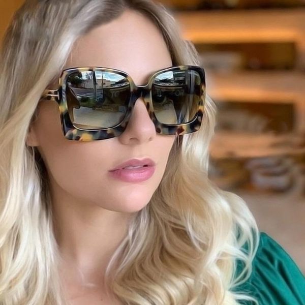 retro oversized sunglasses women brand design big frame gradient sun glasses uv400 gafas de sol, White;black
retro oversized sunglasses women brand design big frame gradient sun glasses uv400 gafas de sol, White;black