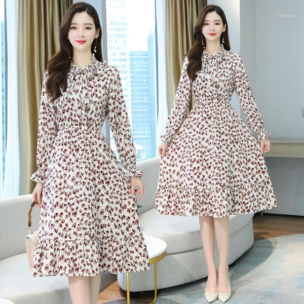 casual dresses women dress autumn 2021 office lady korea style ruffles long sleeve floral print chiffon ruffled high waist, Black;gray
casual dresses women dress autumn 2021 office lady korea style ruffles long sleeve floral print chiffon ruffled high waist, Black;gray