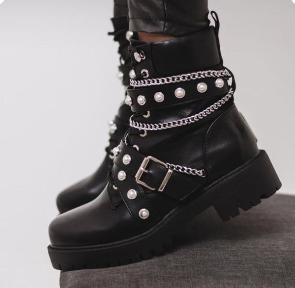 boots versatile black oversized short ins women's british style handsome motorcycle
boots versatile black oversized short ins women's british style handsome motorcycle