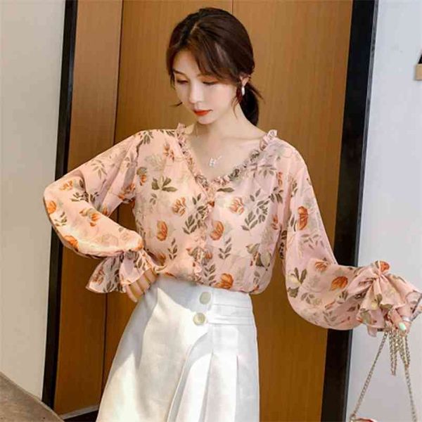 autumn korea fashion women flare sleeve loose shirts chiffon print ruffles v-neck sweet cute blouse female blusas d517 210512, White
autumn korea fashion women flare sleeve loose shirts chiffon print ruffles v-neck sweet cute blouse female blusas d517 210512, White