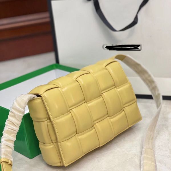 advanced sense bag female 2021 new fashion summer fashion woven pillow bag