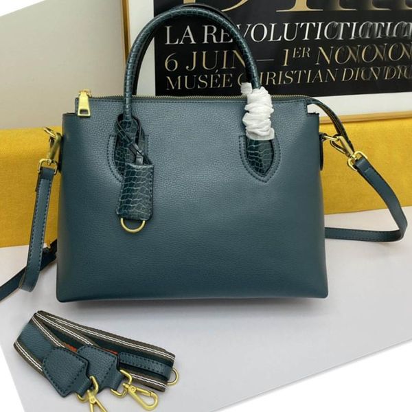 ladies fashion bags luxury messenger handbag cowhide material classic two long shoulder strap design business large capacity briefcase desig
ladies fashion bags luxury messenger handbag cowhide material classic two long shoulder strap design business large capacity briefcase desig
