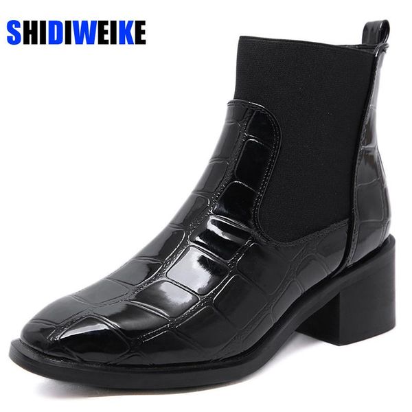 boots 2021 autumn winter motorcycle western cowboy women patent leather short cossacks high heels cowgirl ankle boot, Black 
boots 2021 autumn winter motorcycle western cowboy women patent leather short cossacks high heels cowgirl ankle boot, Black