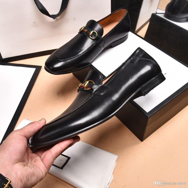 c8 mans dress shoes man 22ss new fashion formal shoes designer men luxury brand leather buiness diamond suit footwear wedding mens shoe 33, Black
c8 mans dress shoes man 22ss new fashion formal shoes designer men luxury brand leather buiness diamond suit footwear wedding mens shoe 33, Black