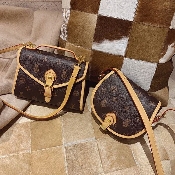 Real l High quality Women Lady Fashion Bags Genuine Leather Crossbody Handbags Purses Backpack tote Shoulder Bag, Postman type
Real l High quality Women Lady Fashion Bags Genuine Leather Crossbody Handbags Purses Backpack tote Shoulder Bag, Postman type
