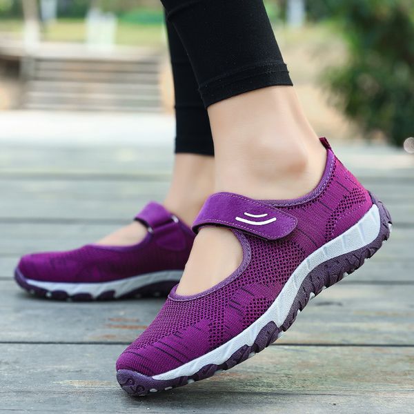 2021 women men running shoes outdoor sports sneakers black red blue grey purple size 35-41 code 67-1803
2021 women men running shoes outdoor sports sneakers black red blue grey purple size 35-41 code 67-1803