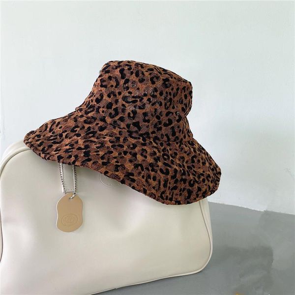 wide brim hats 202106-xx summer lithe ventilation sunshade fashion leopard lady holiday sun cap women leisure hat, Blue;gray
wide brim hats 202106-xx summer lithe ventilation sunshade fashion leopard lady holiday sun cap women leisure hat, Blue;gray