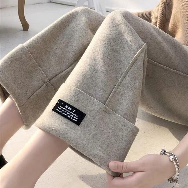 women's pants & capris women 2021 autumn winter fashion wide leg female high waist warm wool ladies loose casual woolen trousers a650, Black;white
women's pants & capris women 2021 autumn winter fashion wide leg female high waist warm wool ladies loose casual woolen trousers a650, Black;white