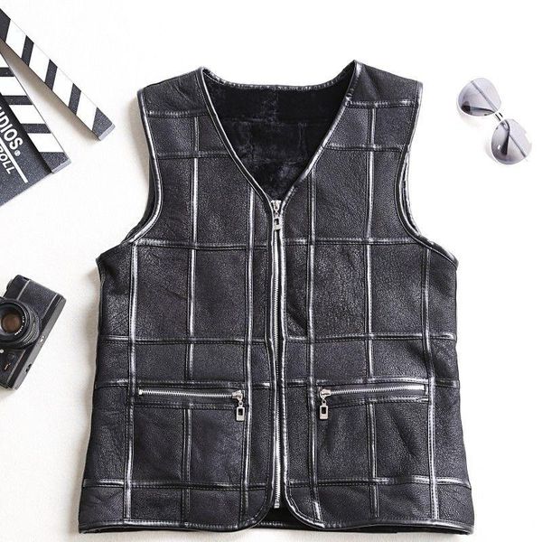 men's vests leather and fur integrated men 's vest liner windproof warm jacket, Black;white
men's vests leather and fur integrated men 's vest liner windproof warm jacket, Black;white
