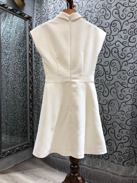 capris slim fit & flare 2021 spring summer work women turn-down collar hollow out sleeveless solid sweet lolita, Black;gray
capris slim fit & flare 2021 spring summer work women turn-down collar hollow out sleeveless solid sweet lolita, Black;gray