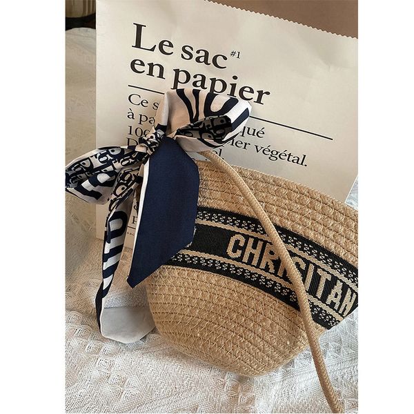 summer straw female 2021 new beach holiday bucket d family letter french woven messenger bag
summer straw female 2021 new beach holiday bucket d family letter french woven messenger bag