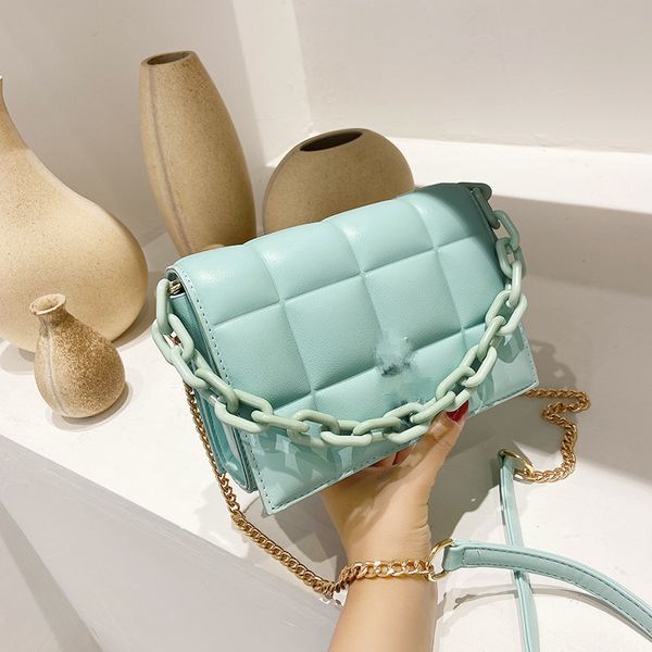 korean style chain bag women's 2021 spring new fashion one shoulder messenger simple small square
korean style chain bag women's 2021 spring new fashion one shoulder messenger simple small square