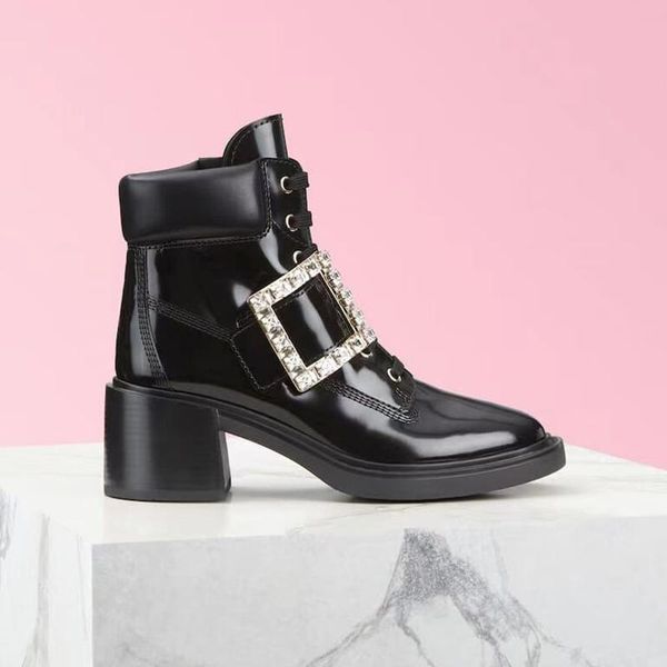 boots runway genuine leather ankle women crystal buckle black punk short thick sole platform zapatos de mujer
boots runway genuine leather ankle women crystal buckle black punk short thick sole platform zapatos de mujer