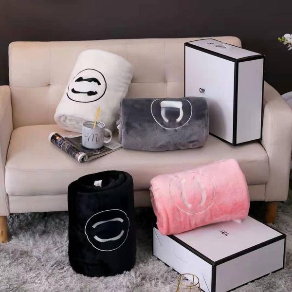 blankets fashion brand golden embroidery mink velvet air conditioning blanket flannel gift nap
blankets fashion brand golden embroidery mink velvet air conditioning blanket flannel gift nap
