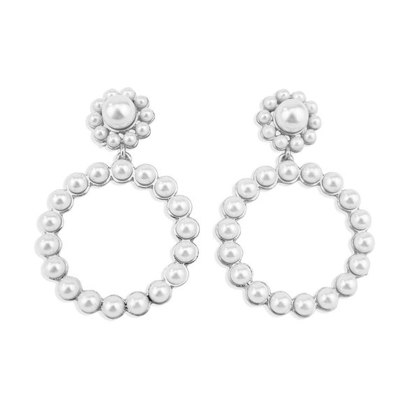 2020 fashion earrings european and american ladies christmas alloy exaggerated stud earrings female circle pearl designer earrings, Golden
2020 fashion earrings european and american ladies christmas alloy exaggerated stud earrings female circle pearl designer earrings, Golden