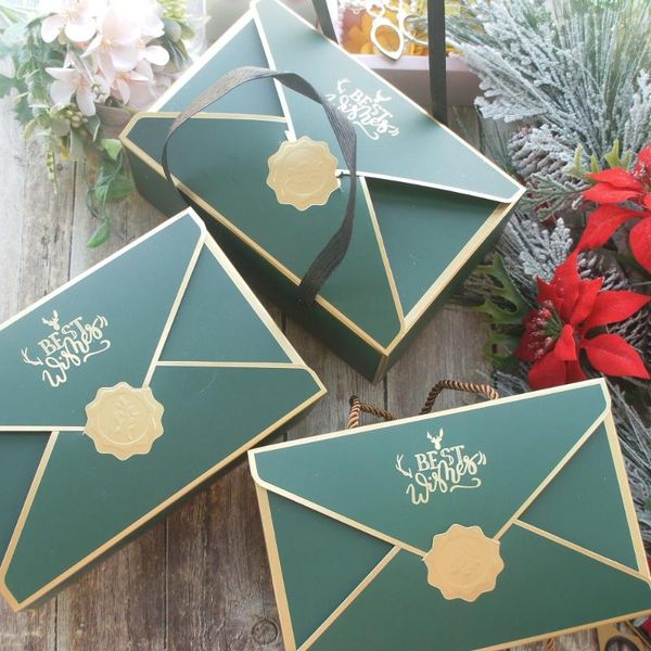 gift wrap 21.5*14*8cm 10pcs gold christmas green wish envelop paper box for candy cookie chocolate macaroon packaging use
gift wrap 21.5*14*8cm 10pcs gold christmas green wish envelop paper box for candy cookie chocolate macaroon packaging use