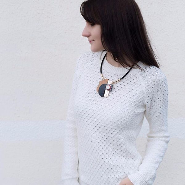 chokers ouriner big plank geometric collar necklace&pendant women resin wood rope alloy summer 2021 jewelry, Golden;silver
chokers ouriner big plank geometric collar necklace&pendant women resin wood rope alloy summer 2021 jewelry, Golden;silver