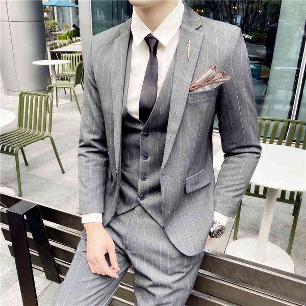 luxury men's suits blazers korean version casual three piece stripe groom man men's suit, White;black
luxury men's suits blazers korean version casual three piece stripe groom man men's suit, White;black
