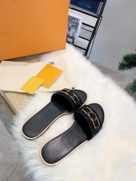 summer women sandals classic gold circle flat mule beach outdoor cool casual slippers luxury fashion flat flip flops with box, Black
summer women sandals classic gold circle flat mule beach outdoor cool casual slippers luxury fashion flat flip flops with box, Black