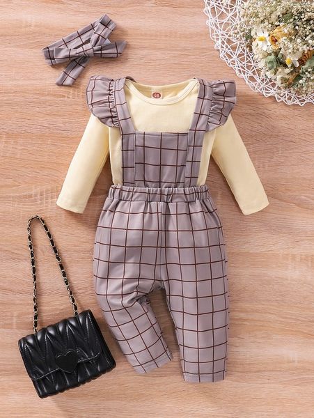 baby solid bodysuit & windowpane print ruffle trim overalls with headband she01, White
baby solid bodysuit & windowpane print ruffle trim overalls with headband she01, White