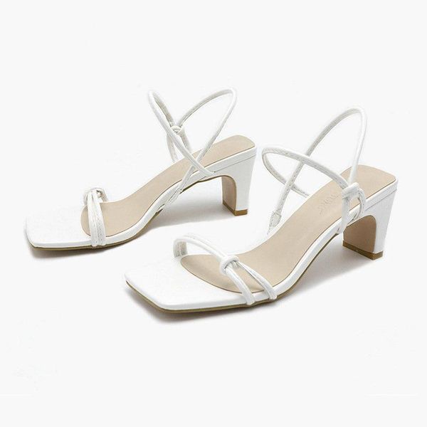 sandals 2021 summer two wear stylish simple personality trend belt girl square head thick high heel fashion female and slippers, Black
sandals 2021 summer two wear stylish simple personality trend belt girl square head thick high heel fashion female and slippers, Black