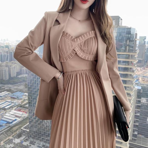 women's suits & blazers arrival fashion women casual england style long sleeve khaki blazer work temperament simple wild trend, White;black
women's suits & blazers arrival fashion women casual england style long sleeve khaki blazer work temperament simple wild trend, White;black