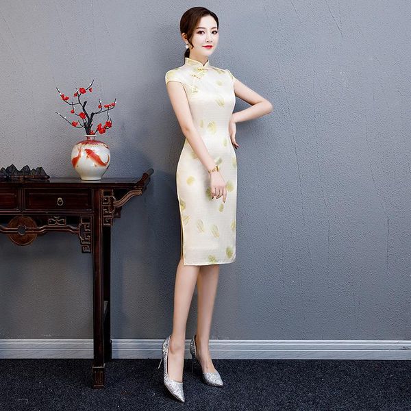 of 3xl knee length cheongsam vintage chinese style dress 2021 fashion womens rayon qipao slim party dresses button vestido ethnic clothing, Red
of 3xl knee length cheongsam vintage chinese style dress 2021 fashion womens rayon qipao slim party dresses button vestido ethnic clothing, Red