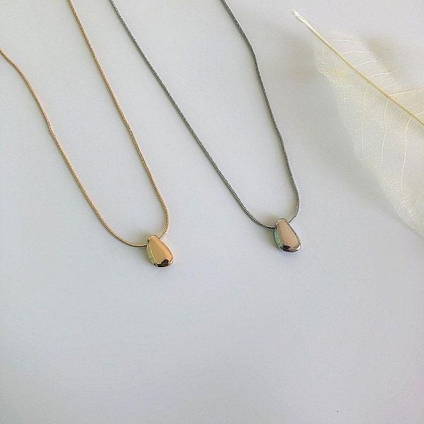 chokers lovely small water drop pendant necklace clavicle chain short choker necklaces for women korean simple fashion party accessories, Golden;silver
chokers lovely small water drop pendant necklace clavicle chain short choker necklaces for women korean simple fashion party accessories, Golden;silver
