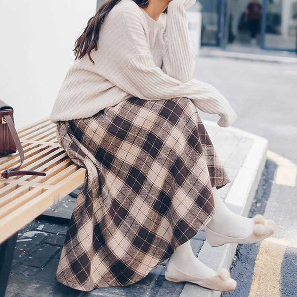 women's high waist skirts casual ladies kawaii loose vintage woolen plaid skirt female korean button for women punk long retro 210619, Black
women's high waist skirts casual ladies kawaii loose vintage woolen plaid skirt female korean button for women punk long retro 210619, Black