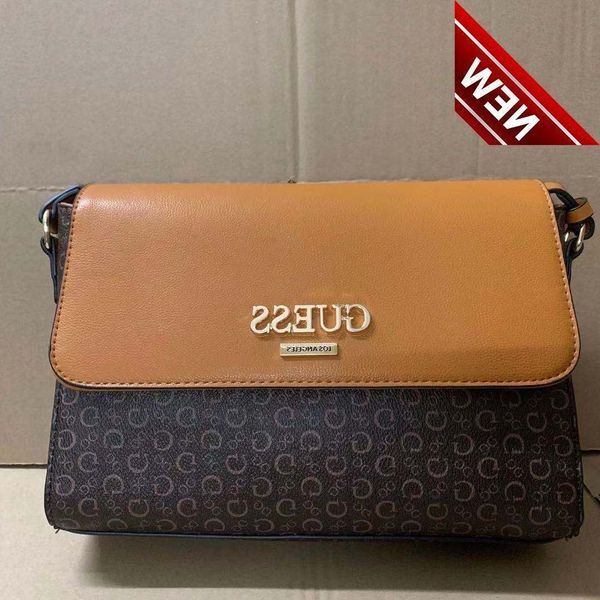 gs2022 new texture fashion medieval printing flip horizontal square single shoulder messenger portable women
gs2022 new texture fashion medieval printing flip horizontal square single shoulder messenger portable women