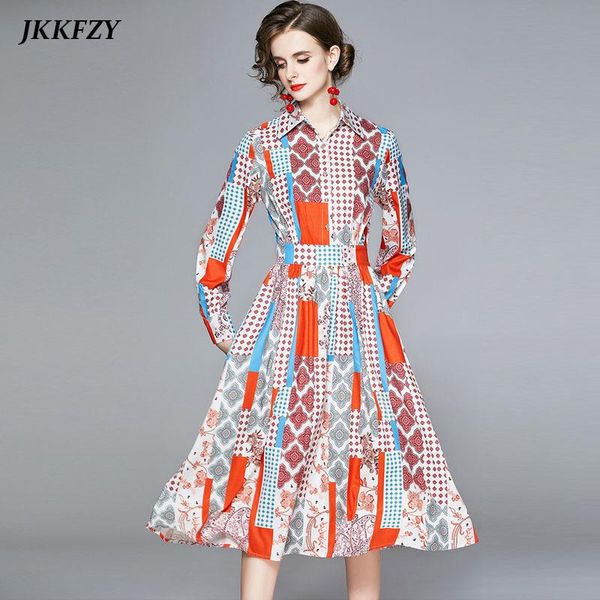 casual dresses 2021 autumn winter women runway designer long sleeve plus size elegant slim vintage print midi dress ladies party, Black;gray
casual dresses 2021 autumn winter women runway designer long sleeve plus size elegant slim vintage print midi dress ladies party, Black;gray