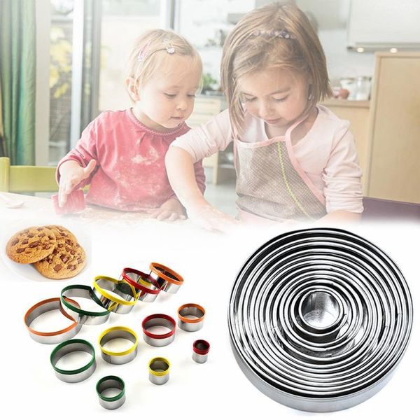 round cookie cutter stainless steel circle biscuits cutters with storage diy baking pastry donut fondant mold kitchen accessorie & tools
round cookie cutter stainless steel circle biscuits cutters with storage diy baking pastry donut fondant mold kitchen accessorie & tools