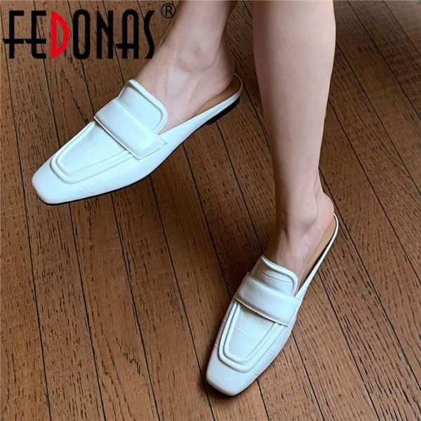 sandals fedonas fashion summer women mules shoes arrival genuine leather woman office lady working famale pumps, Black
sandals fedonas fashion summer women mules shoes arrival genuine leather woman office lady working famale pumps, Black