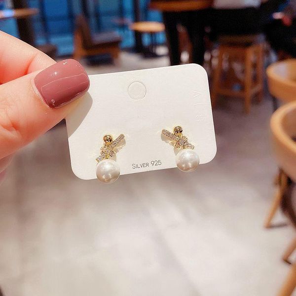 high end elegant knot simulated pearl earrings gold color cubic zirconia paved stud for women, Golden;silver
high end elegant knot simulated pearl earrings gold color cubic zirconia paved stud for women, Golden;silver