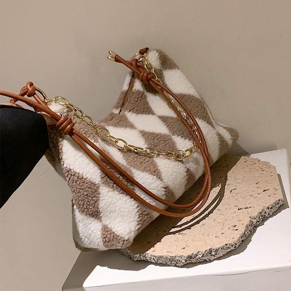 evening bags vintage lamb wool hobos shouler crossbody women handbag purses 2021 design ladies messenger bag high quality
evening bags vintage lamb wool hobos shouler crossbody women handbag purses 2021 design ladies messenger bag high quality