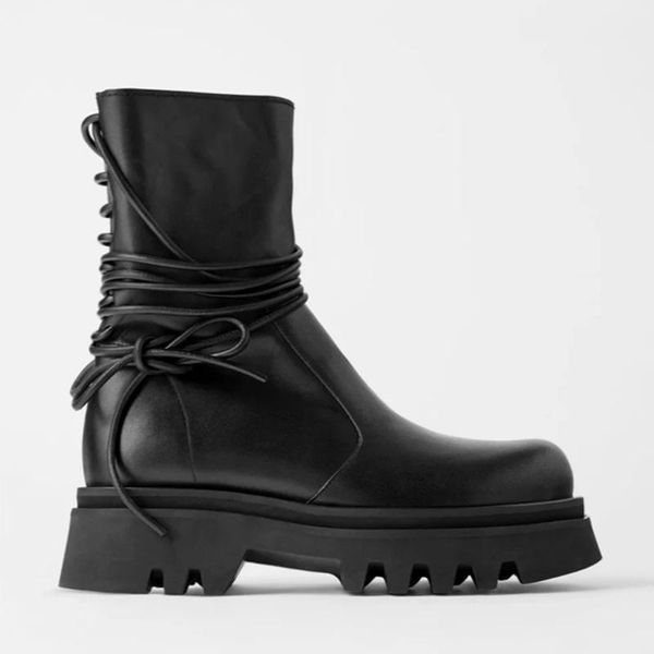 boots female leather black handsome short 2021 strapping medium length tube motorcycle with thick
boots female leather black handsome short 2021 strapping medium length tube motorcycle with thick