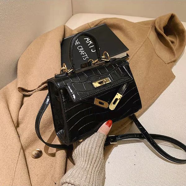 luxury mini shoulder bags handbags designer tote leather cross body for women alligator messenger bag lady purse simple design unique buckle
luxury mini shoulder bags handbags designer tote leather cross body for women alligator messenger bag lady purse simple design unique buckle