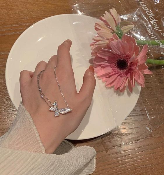 pendant necklaces zircon rhinestone butterfly chain necklace for women 2021 clavicle female choker elegant delicate jewelry gift, Silver
pendant necklaces zircon rhinestone butterfly chain necklace for women 2021 clavicle female choker elegant delicate jewelry gift, Silver