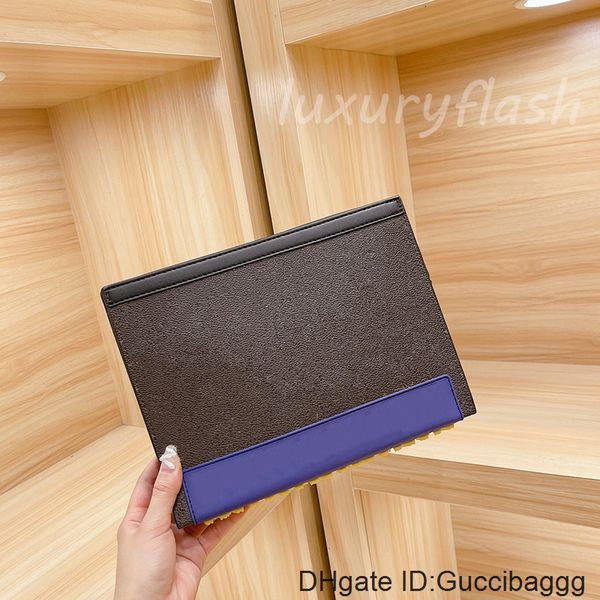 rubber designers clutch men and women luxurys handbags 2021 lady classic large capacity brown purses business pouch wash bag
rubber designers clutch men and women luxurys handbags 2021 lady classic large capacity brown purses business pouch wash bag